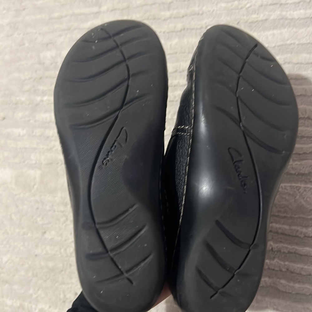 Black Leather Clark Shoes Worn Couple Times For Clinical View 3